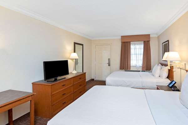  - La Quinta Inn Lackland San Antonio