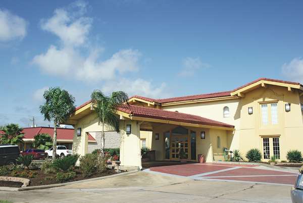 Exterior view - La Quinta Inn Clute