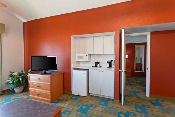 Suite - La Quinta Inn Orange County Airport Costa Mesa - I-405, Exit 11
