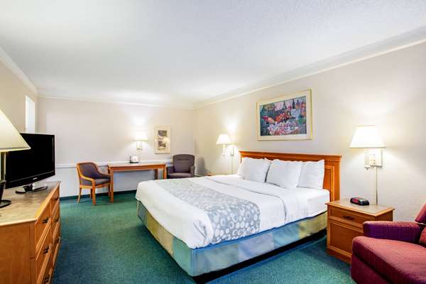  - Baymont Inn & Suites North Abilene - I-20, Exit 286C