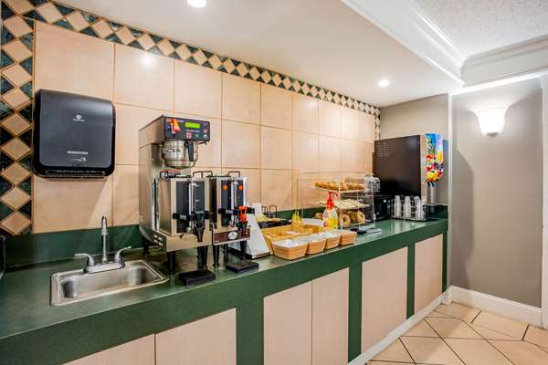  - Baymont Inn & Suites North Abilene - I-20, Exit 286C