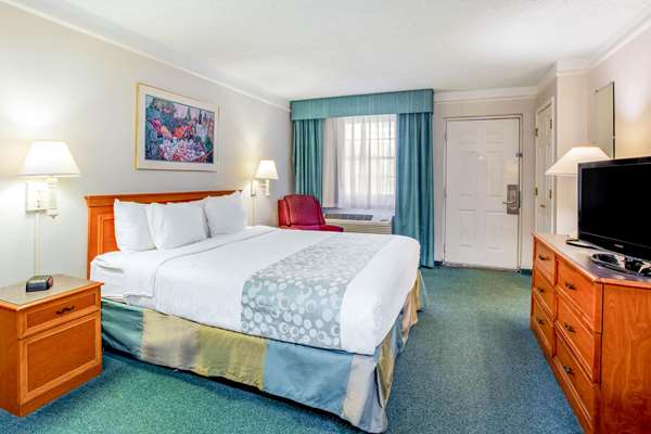  - Baymont Inn & Suites North Abilene - I-20, Exit 286C