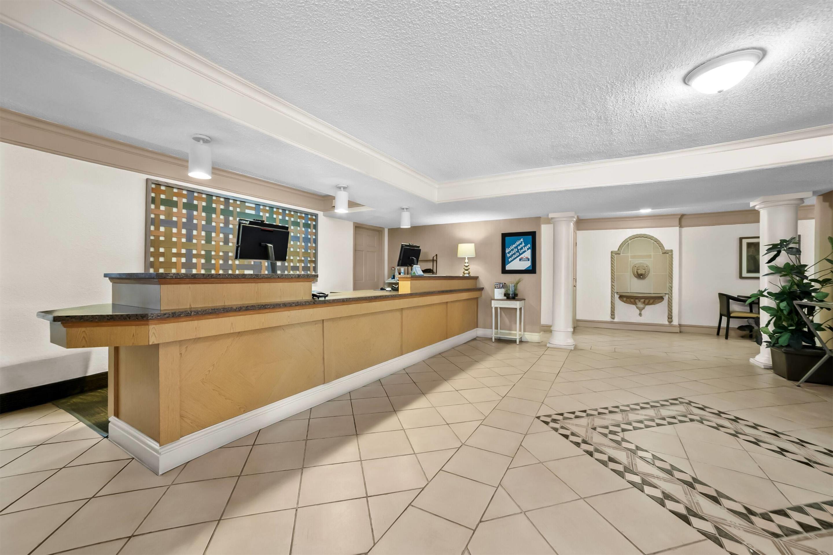 Reception | Howard Johnson by Wyndham Columbus Fort Benning