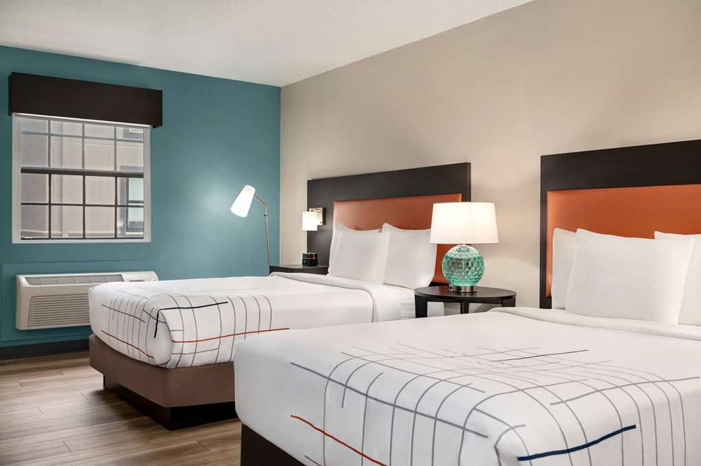 LA QUINTA INN COLUMBUS AIRPORT AREA-guestroom-Guest Room,On-Site.jpg