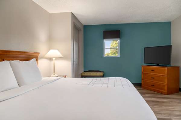 Suite - La Quinta Inn Reynoldsburg - I-70, Exit 110