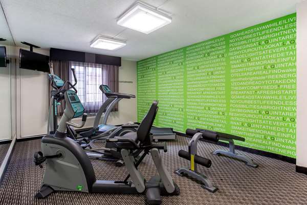 Fitness/ Exercise Room - La Quinta Inn Champaign - I-74, Exit 182