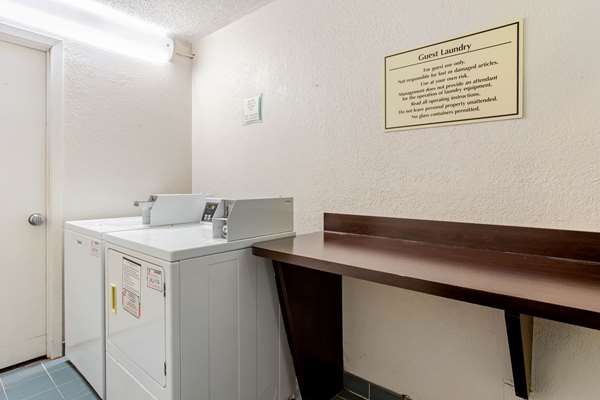 Amenities - La Quinta Inn Champaign - I-74, Exit 182