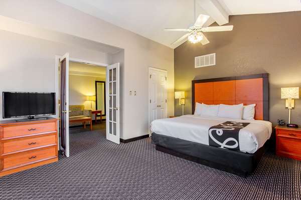 Suite - La Quinta Inn Champaign - I-74, Exit 182