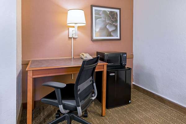  - La Quinta Inn Rittiman Road San Antonio - I-35 & I-410, Exit 164A