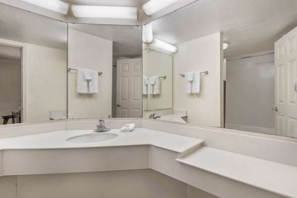  - La Quinta Inn Rittiman Road San Antonio - I-35 & I-410, Exit 164A