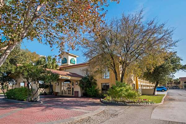 Exterior view - La Quinta Inn Rittiman Road San Antonio - I-35 & I-410, Exit 164A