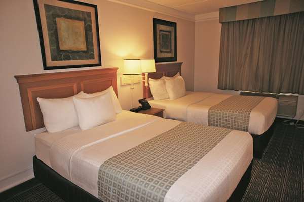  - La Quinta Inn Lexington - I-64 & I-75, Exit 115