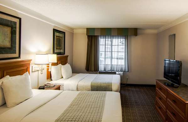  - La Quinta Inn Lexington - I-64 & I-75, Exit 115