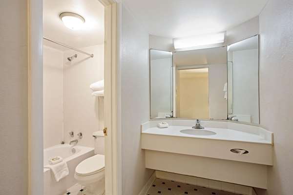  - La Quinta Inn Lexington - I-64 & I-75, Exit 115