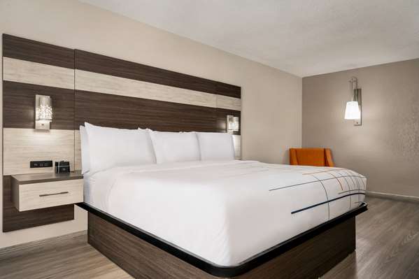  - La Quinta Inn Lexington - I-64 & I-75, Exit 115