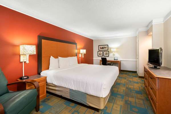  - La Quinta Inn South Airport Tempe - I-10, Exit 153