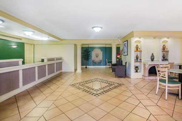  - La Quinta Inn Eagle Pass