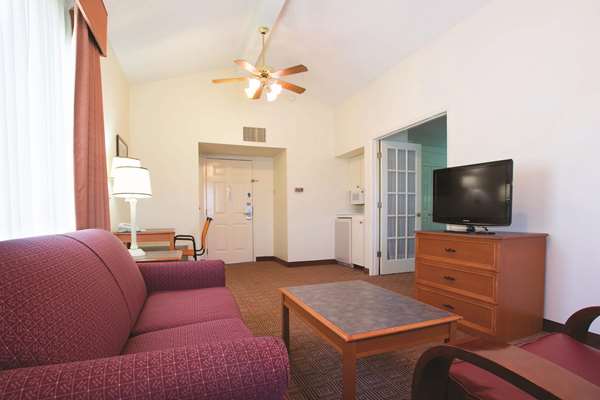Suite - La Quinta Inn Baton Rouge - I-10, Exit 157B