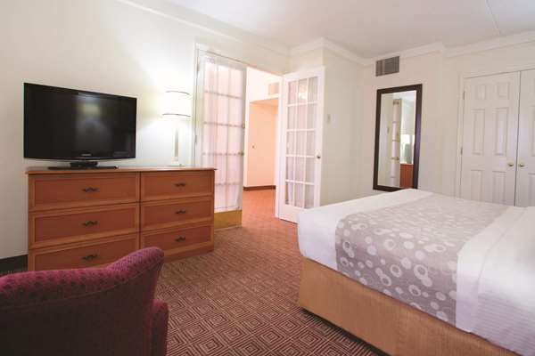 Suite - La Quinta Inn Baton Rouge - I-10, Exit 157B