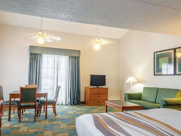 Suite - La Quinta Inn Gretna