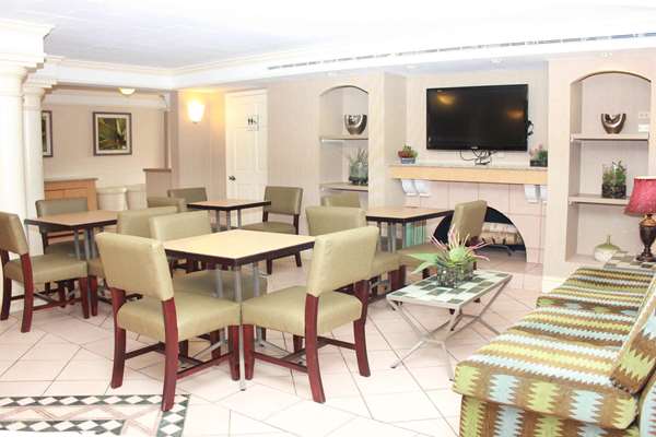  - La Quinta Inn Gretna