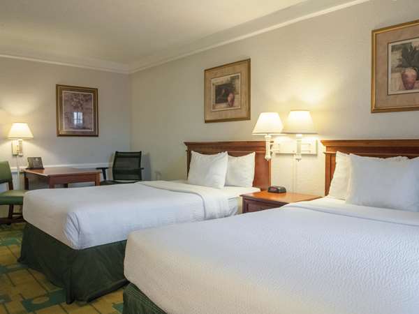  - La Quinta Inn Metairie - I-10, Exit 225