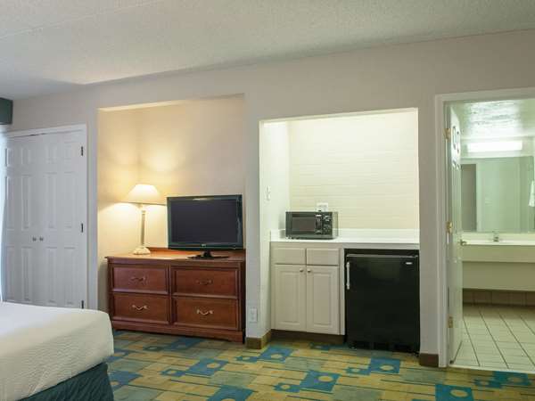 Suite - La Quinta Inn Metairie - I-10, Exit 225