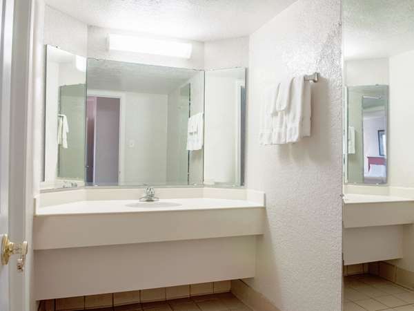 Suite - La Quinta Inn Metairie - I-10, Exit 225