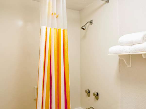  - La Quinta Inn Metairie - I-10, Exit 225