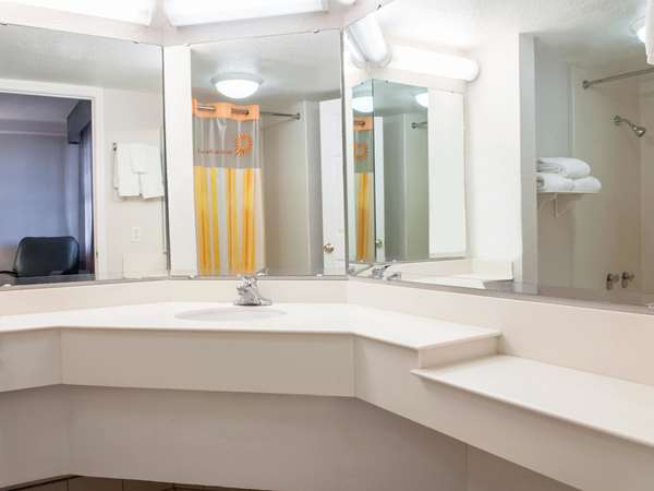  - La Quinta Inn Metairie - I-10, Exit 225