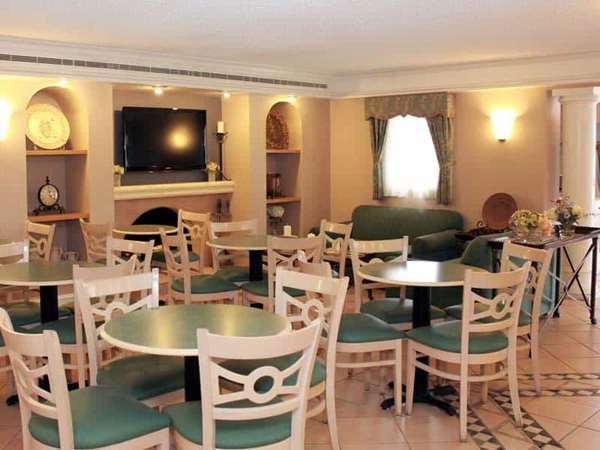 Restaurant - La Quinta Inn Lufkin