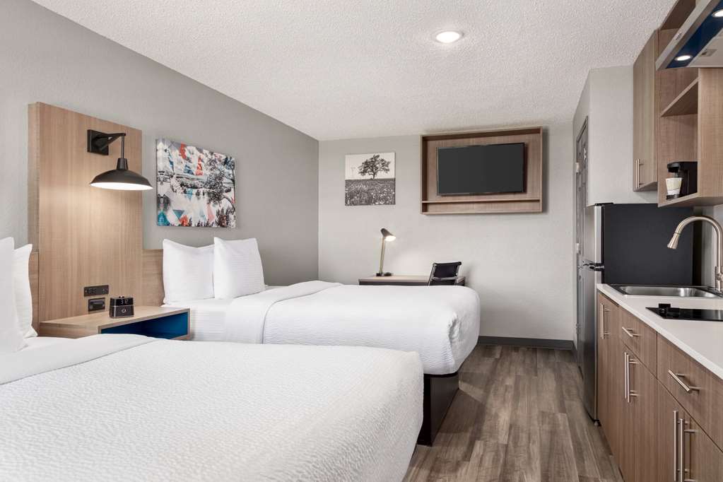 LA QUINTA INN TEMPLE-guestroom-Guest Room,Suite,On-Site.jpg