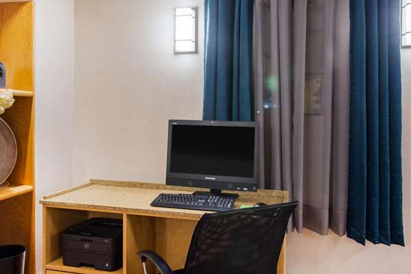 Conference Area - La Quinta Inn Norfolk Virginia Beach - I-264, Exit 15