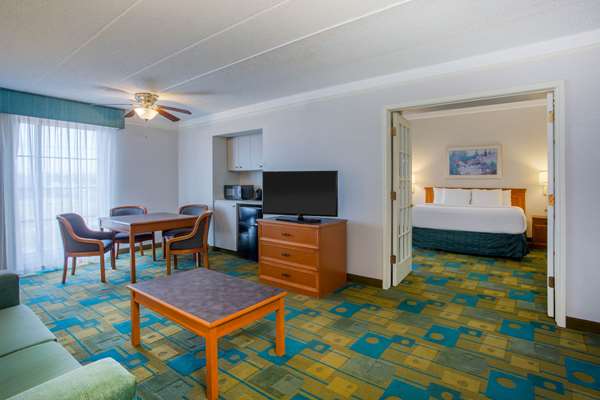 Suite - La Quinta Inn Norfolk Virginia Beach - I-264, Exit 15