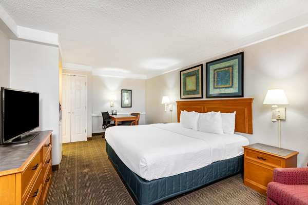  - La Quinta Inn West El Paso - I-10, Exit 11