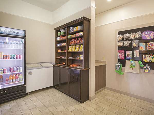  - La Quinta Inn & Suites Seabrook