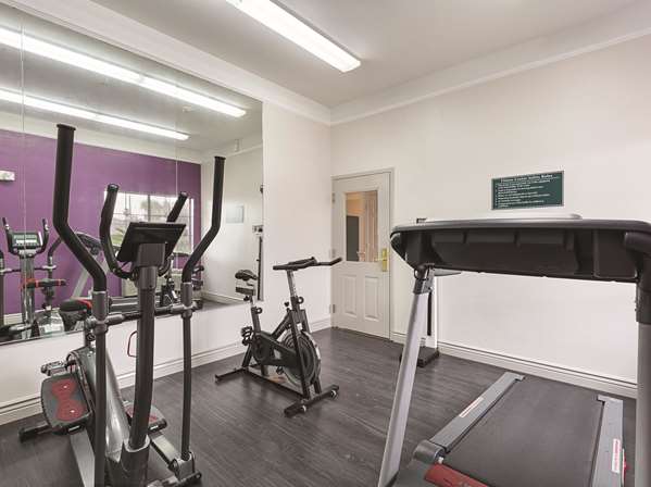 Fitness/ Exercise Room - La Quinta Inn & Suites Seabrook