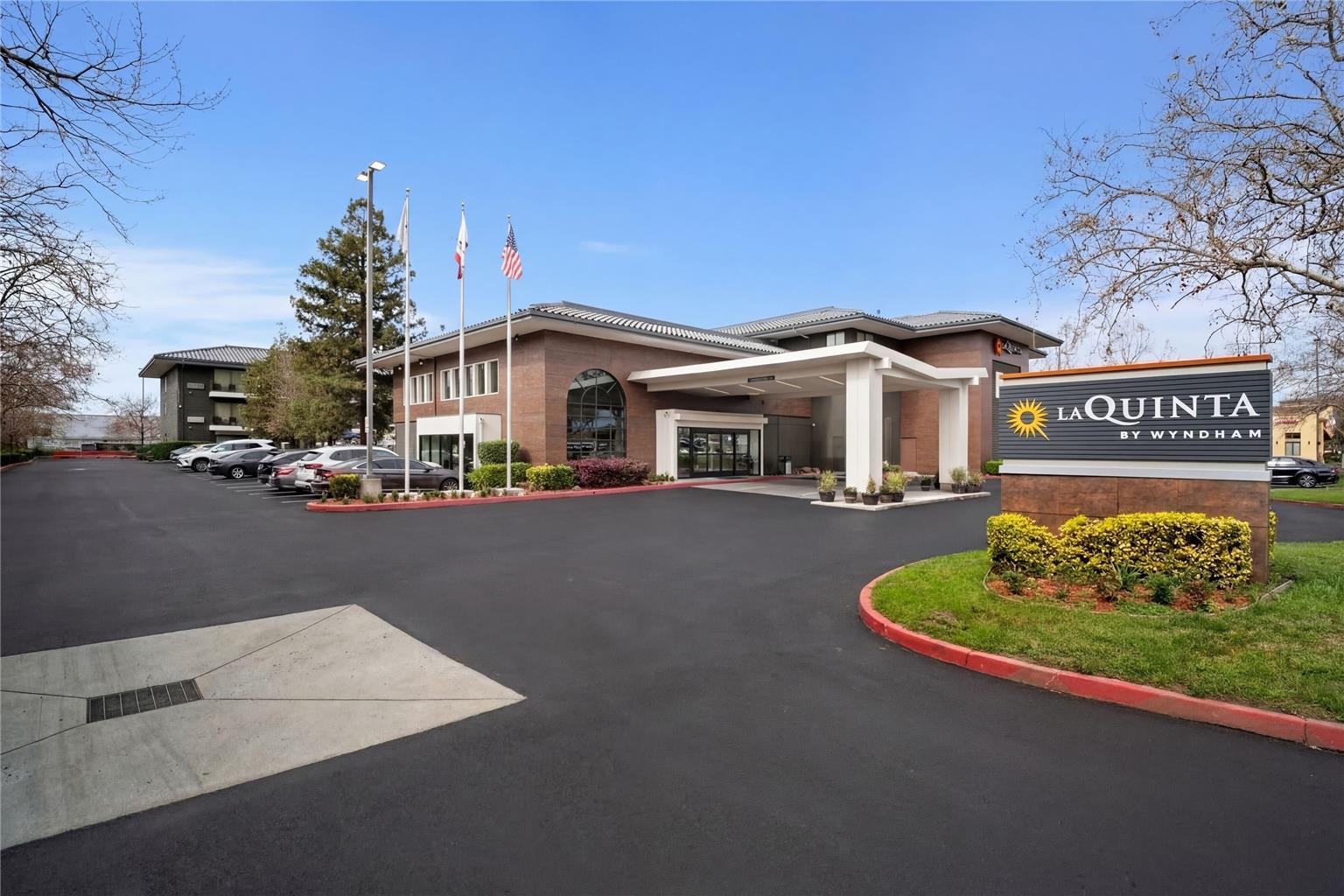 La Quinta Inn & Suites Oakland - Hayward