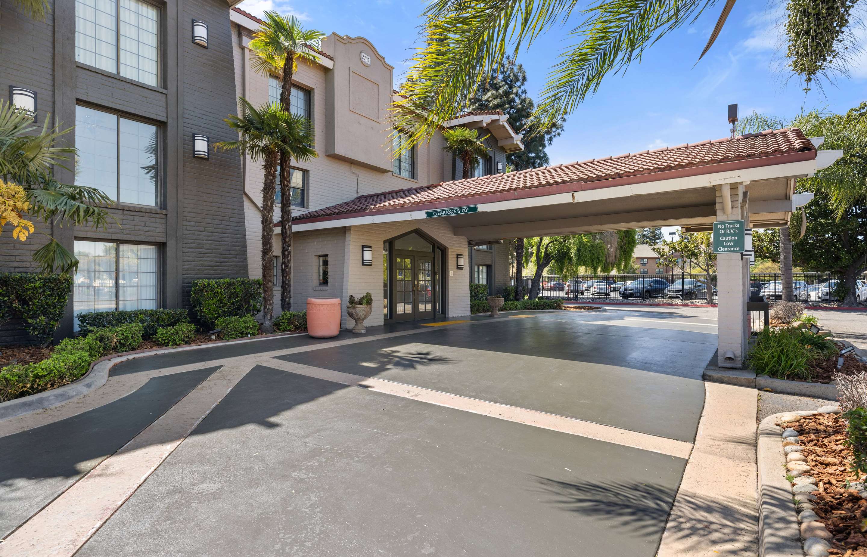 Exterior | La Quinta Inn by Wyndham Stockton