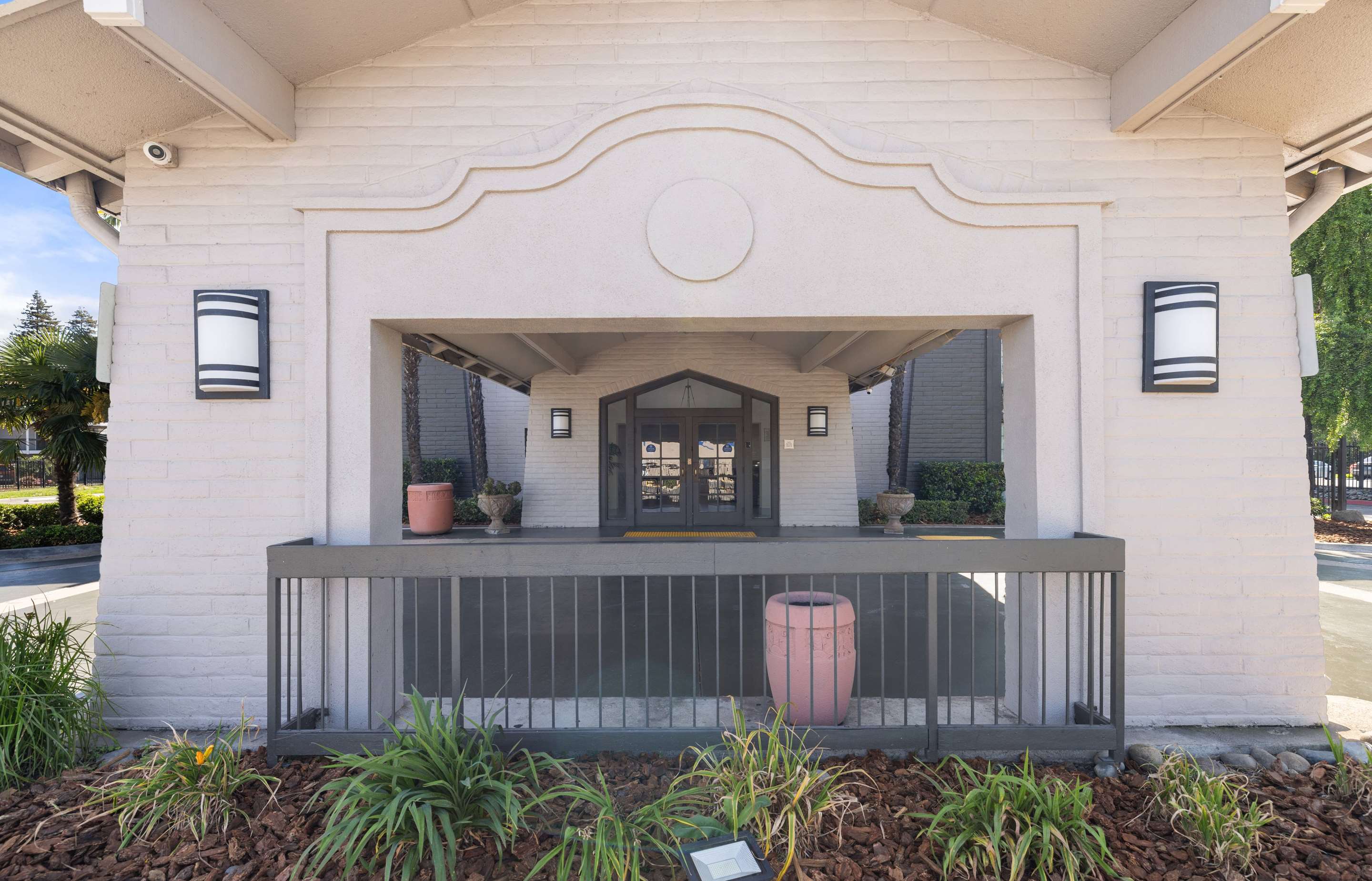 Exterior | La Quinta Inn by Wyndham Stockton