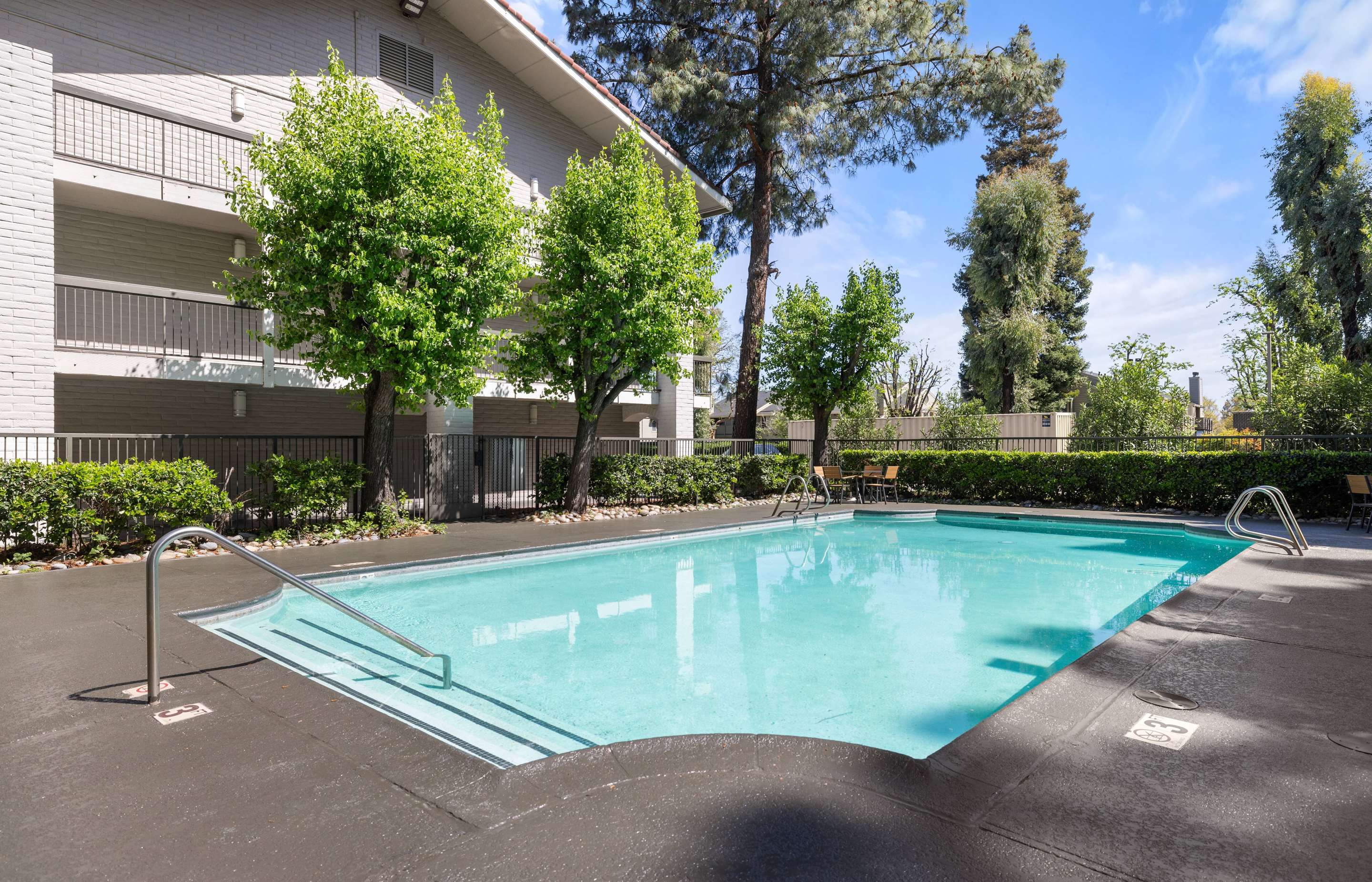 Pool | La Quinta Inn by Wyndham Stockton
