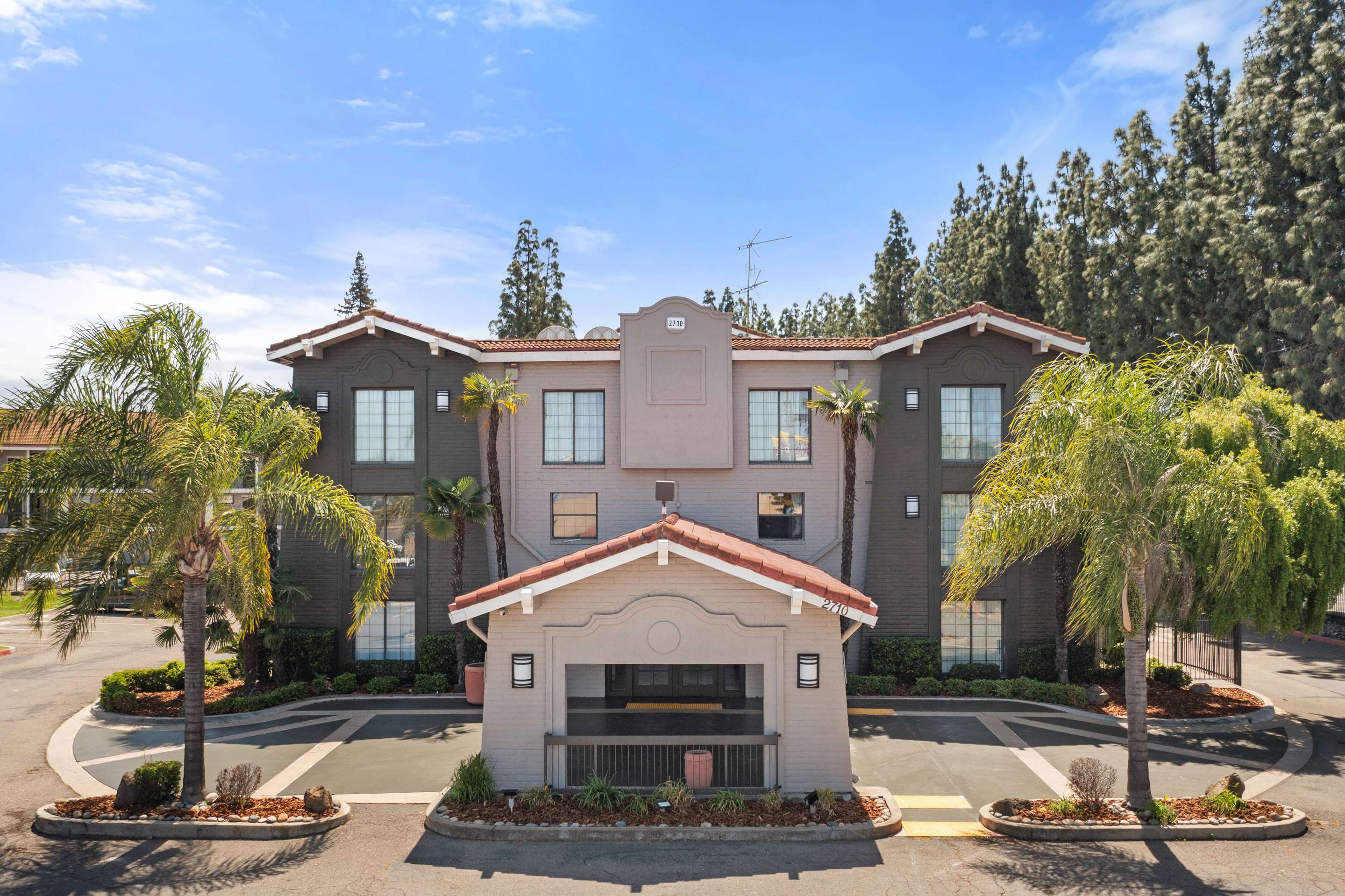 Exterior | La Quinta Inn by Wyndham Stockton