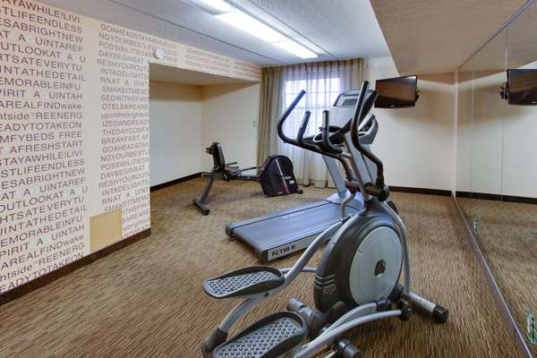 Fitness/ Exercise Room - La Quinta Inn Pittsburgh Airport Moon Township