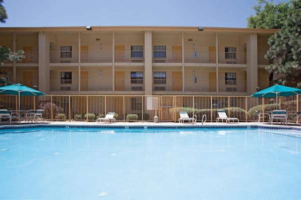 Pool - La Quinta Inn Golden - I-70, Exit 264