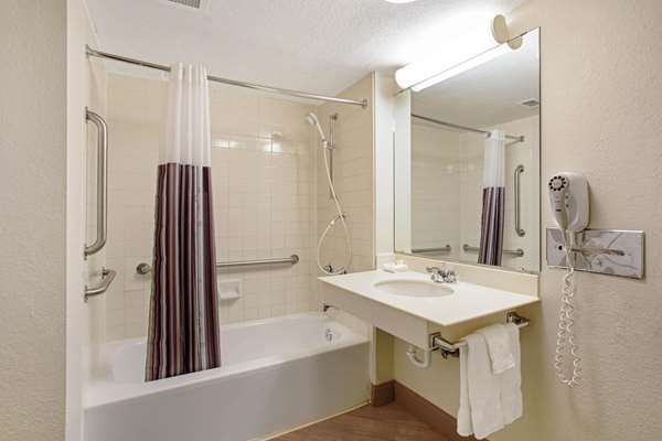  - La Quinta Inn Golden - I-70, Exit 264