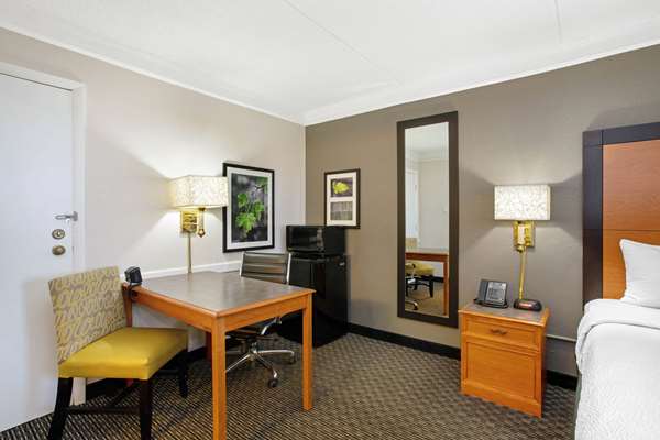  - La Quinta Inn Golden - I-70, Exit 264