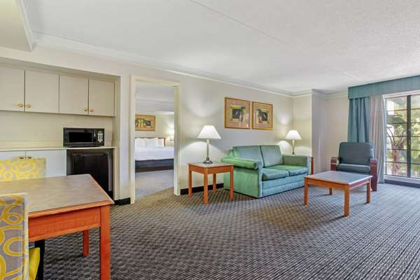 Suite - La Quinta Inn Pinellas Park