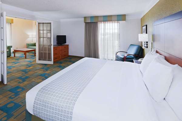 Suite - La Quinta Inn Medical Center Amarillo - I-40, Exit 65