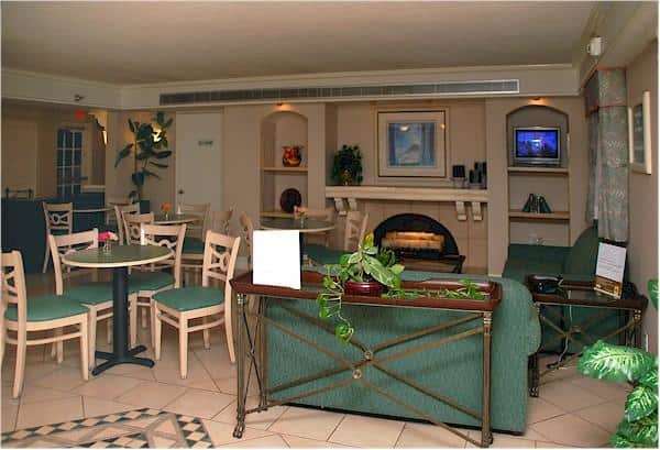  - La Quinta Inn Bakersfield