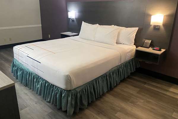  - La Quinta Inn Bakersfield